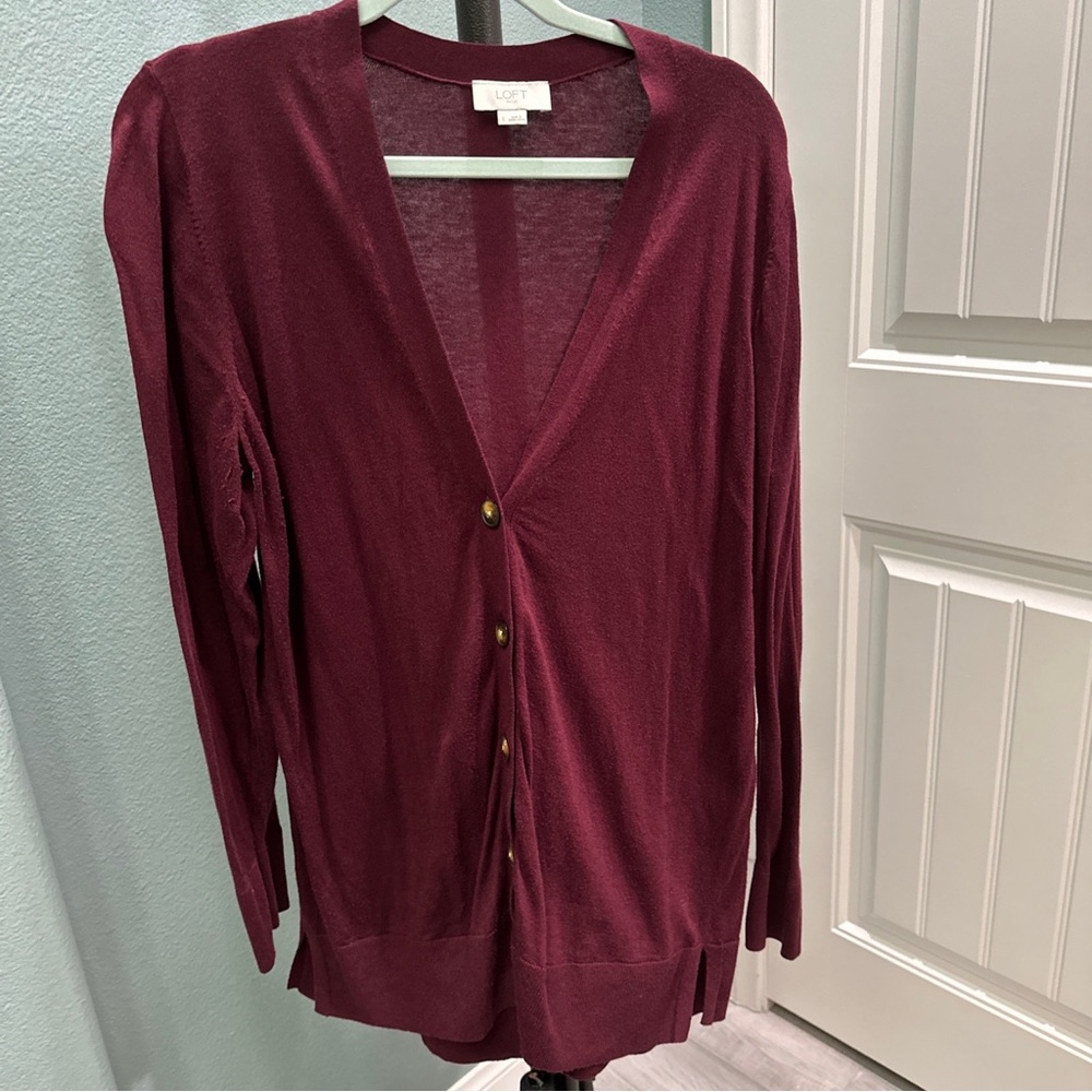 Loft Burgundy Cardigan Sweater Size Large V-Neck Long Sleeves